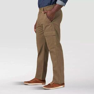 Wrangler Relaxed Fit Flex Cargo Pants Men's 38"x30" Brown Tech Pocket NEW